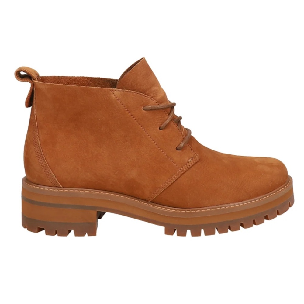 Timberland women courmayeur Valley Chukka Boot - Women's